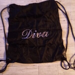 🌟Diva drawstring bag